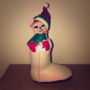Annalee mouse in boot 🧣🧤